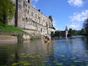 Sophie kayaks past Warwick Castle